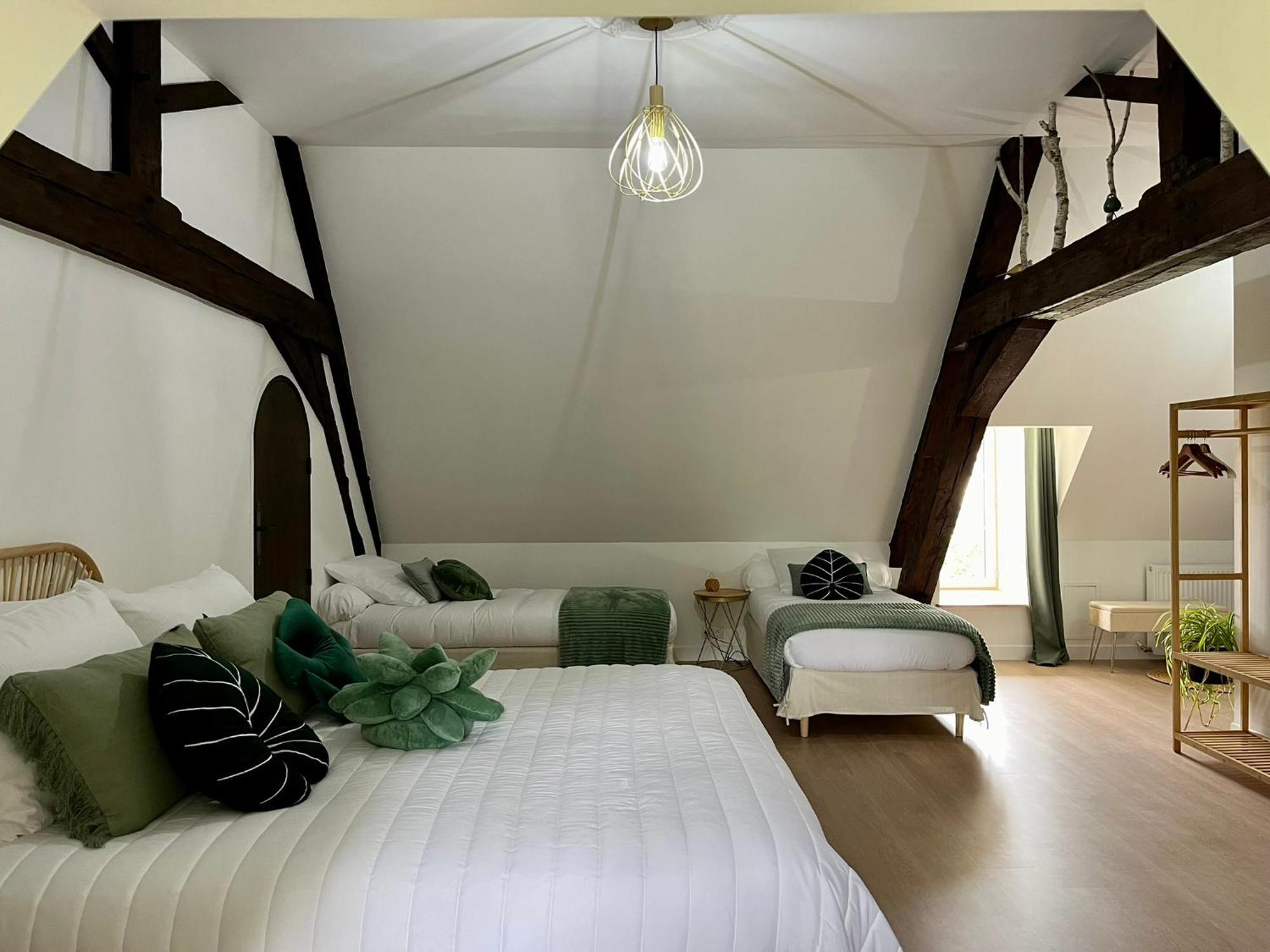 O2 Tours Bed & Breakfast Ourouer-les-Bourdelins Bagian luar foto